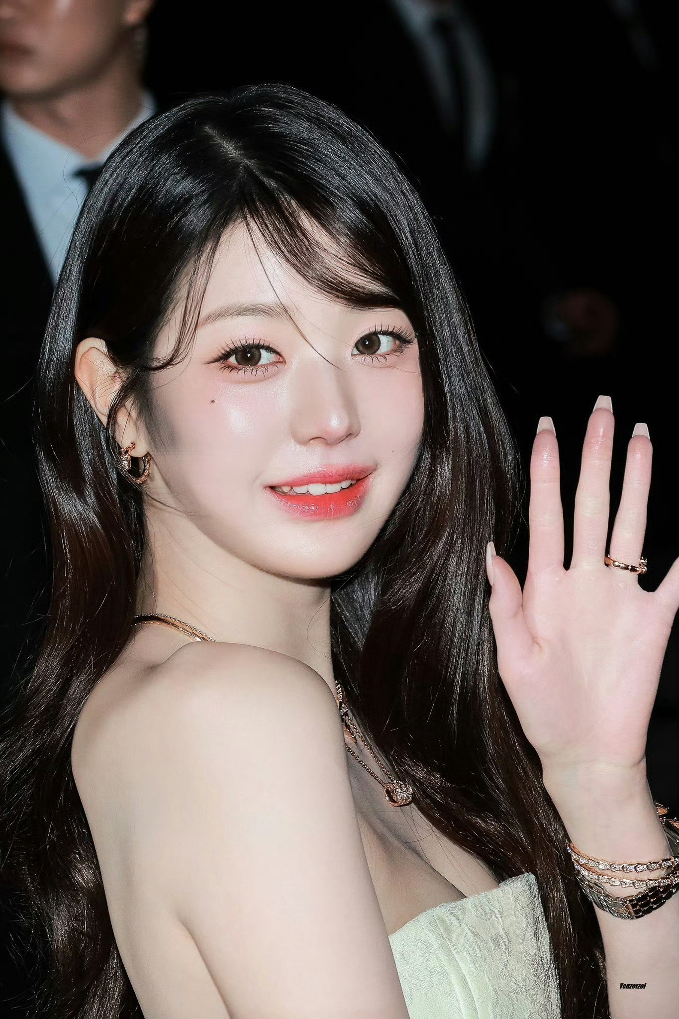 宝格丽也会因为我们元英氛围渲染变得明媚可爱起来….💕​​​