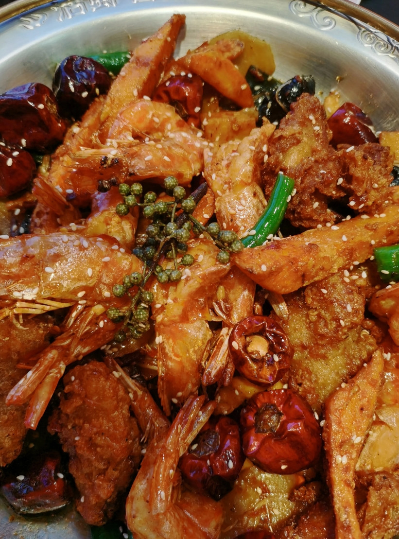 五一出行：婆婆与小两口的消费观念碰撞
