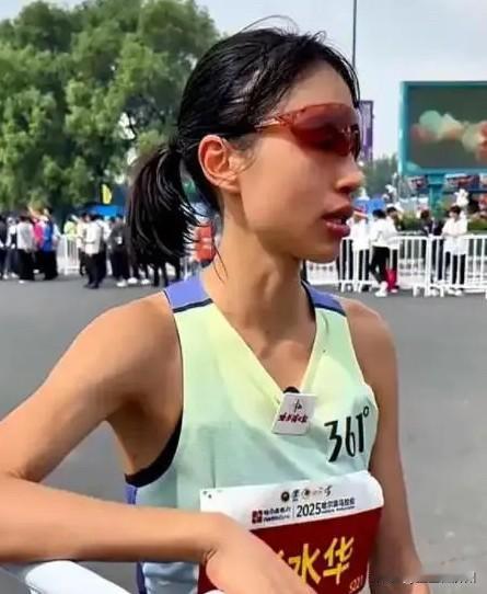 “最快女护士”张水华官宣离职后，网友分析她未来的收入情况，确实挺让人吃惊的，