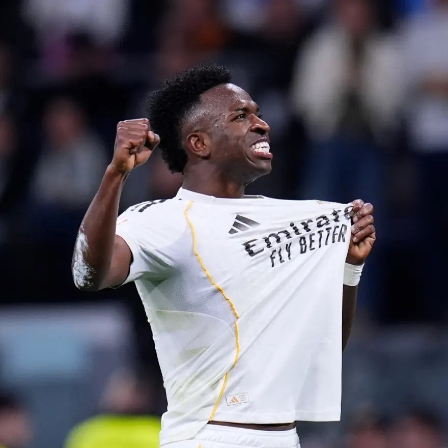 马卡：皇马教练组对威尼修斯在无球状态下的表现非常满意，根据他们掌握的身体数据，这