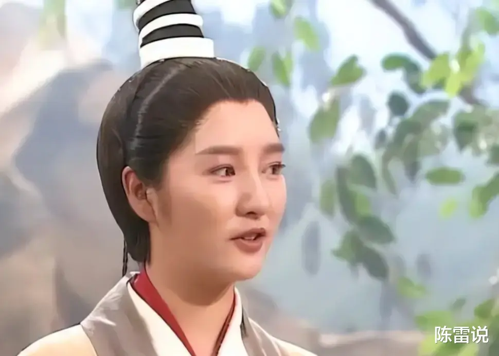 59岁“<em>李莫愁</em>”与梁小龙重聚,颜值大变难辨认,与李若彤宛若隔代人