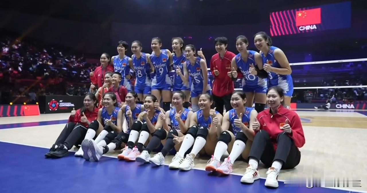 半决赛中国女排3-0胜伊朗，球员评分：王媛媛95分，拦网女王庄宇珊95分，攻