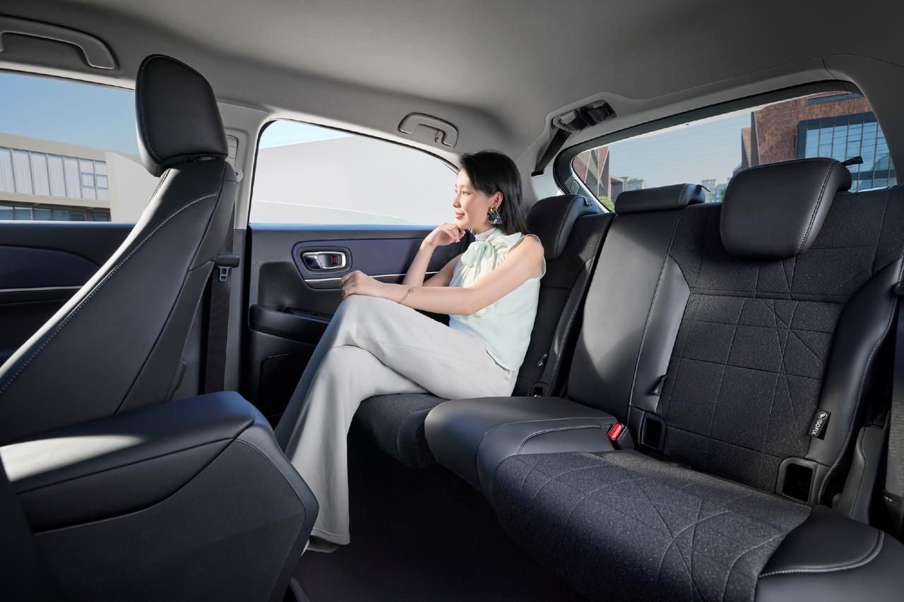 新缤智8.98万，共有三个焕新一口价版本，其中：1.5LCVT精英版8.9