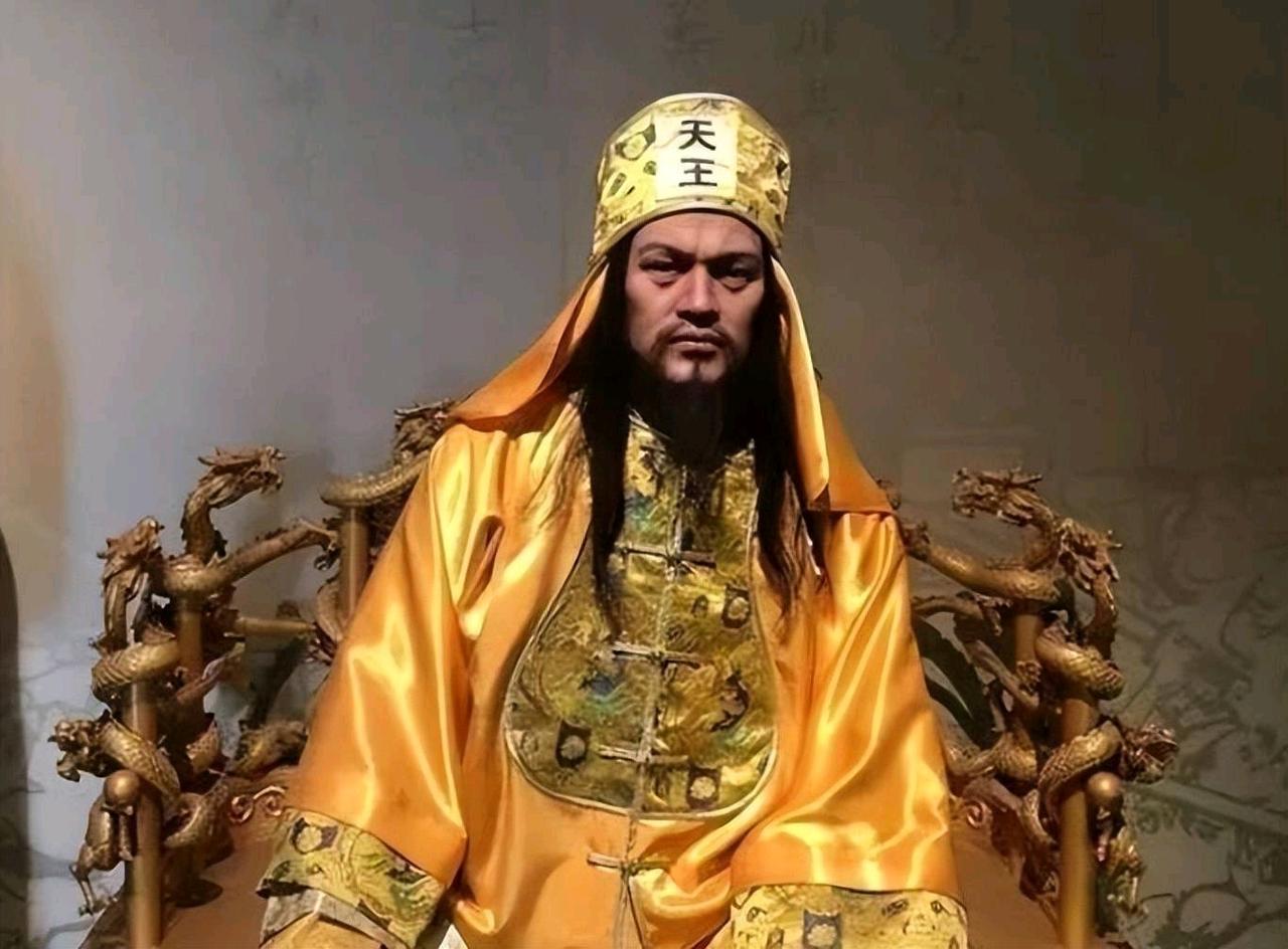 洪秀全生前有一个重口的怪癖。1864年，曾国藩找到他尸体时，恶心到差点当场呕吐。