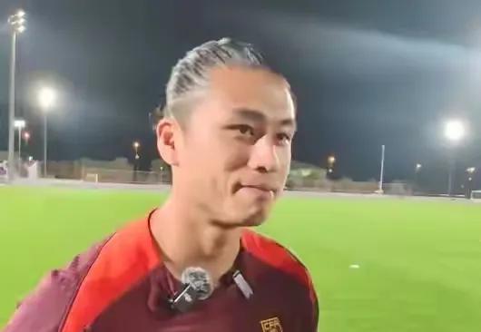 久尔杰维奇称：国家队的大门向所有人敞开，新周期伊始需有个好开端，而新国足队长人选