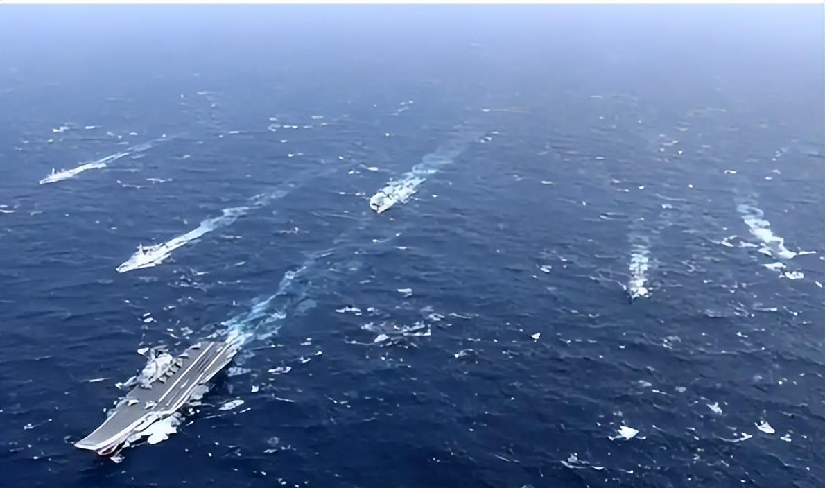 重磅炸锅！美军台海空战底牌被撕碎，四大死穴让全球霸主空军彻底没辙！美国空军的