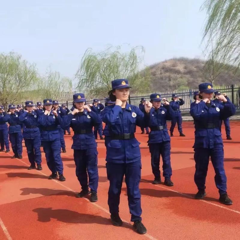 还在千军万马挤普通事业编、退伍兵定向岗？告诉你一条没人抢、门槛低、上岸率接近10