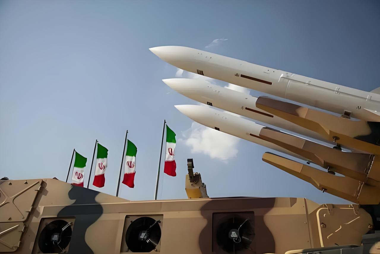 2月28日，美军驻中东多个基地遭到导弹和无人机袭击，包括约旦美军基地。美国方面称