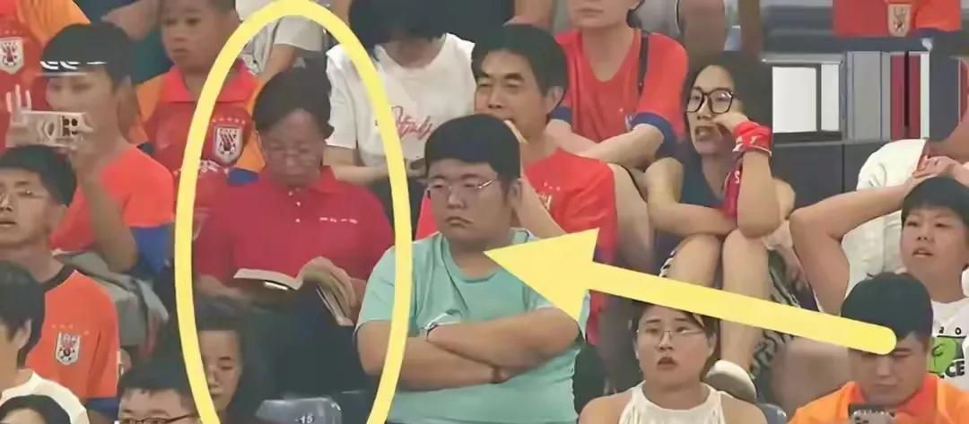 捡漏！周六鲁能主场球票大降价了！最近四轮，鲁能1平3负，球员倒