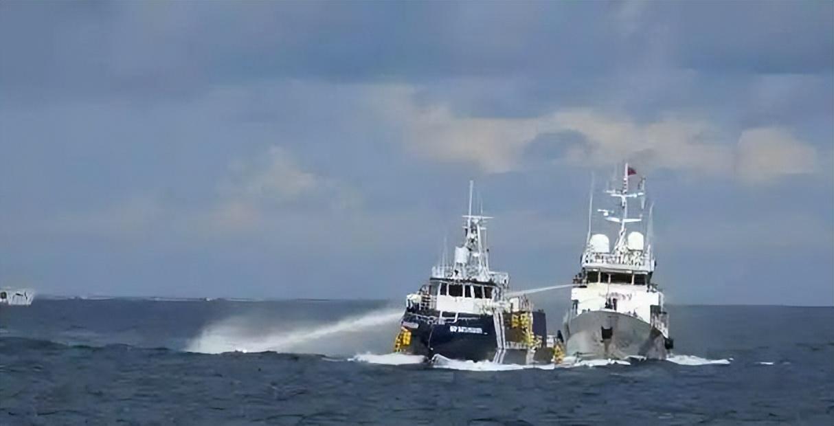 菲律宾强闯中国海域！哪里来的胆量呢？因为背后有人给他撑腰！不用猜！大家