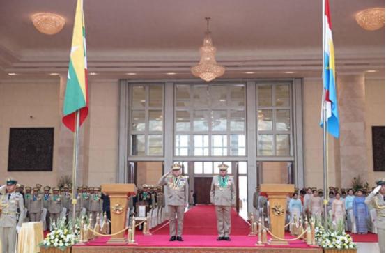 执掌缅甸军队15年的敏昂莱，3月30号突然辞掉了缅军总司令的位置，更让人意外的是