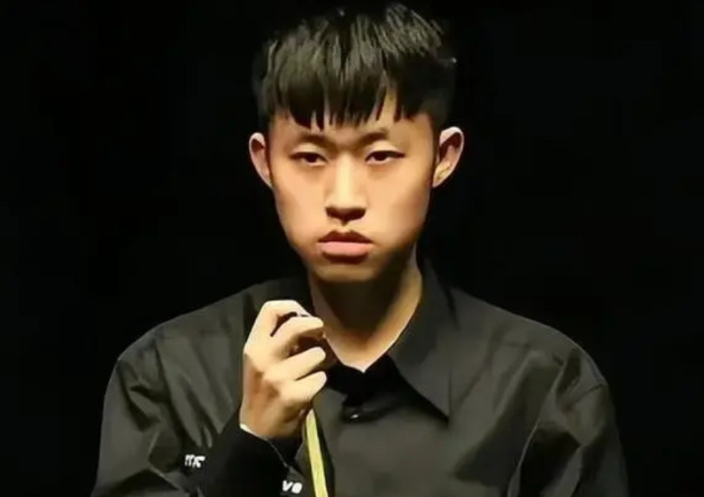 赵心童和吴宜泽双双出局说明什么？中国球迷寄予厚望的赵心童，吴泽宜，在苏格兰公开