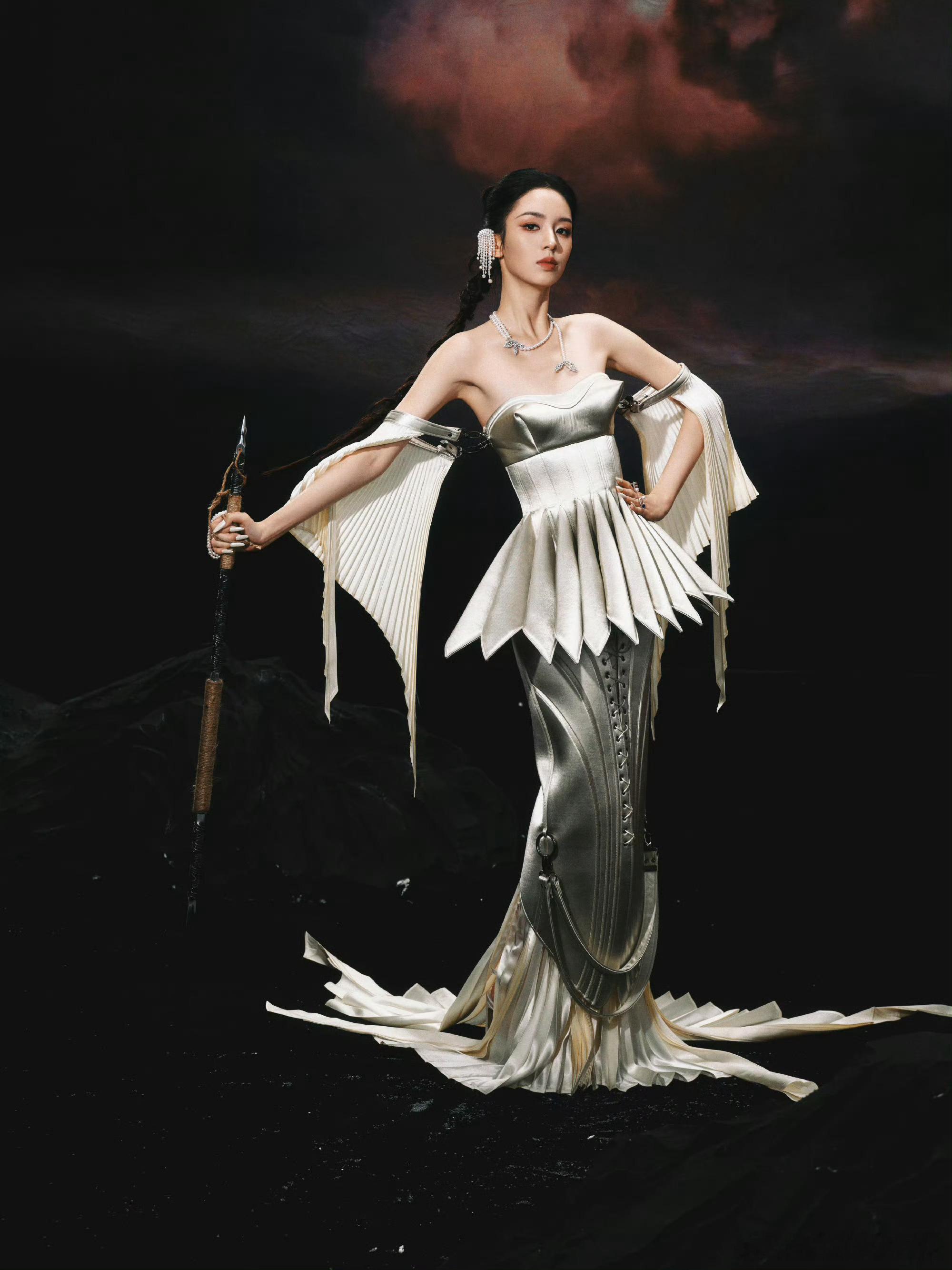 周也星光大赏出图，纯属猎奇