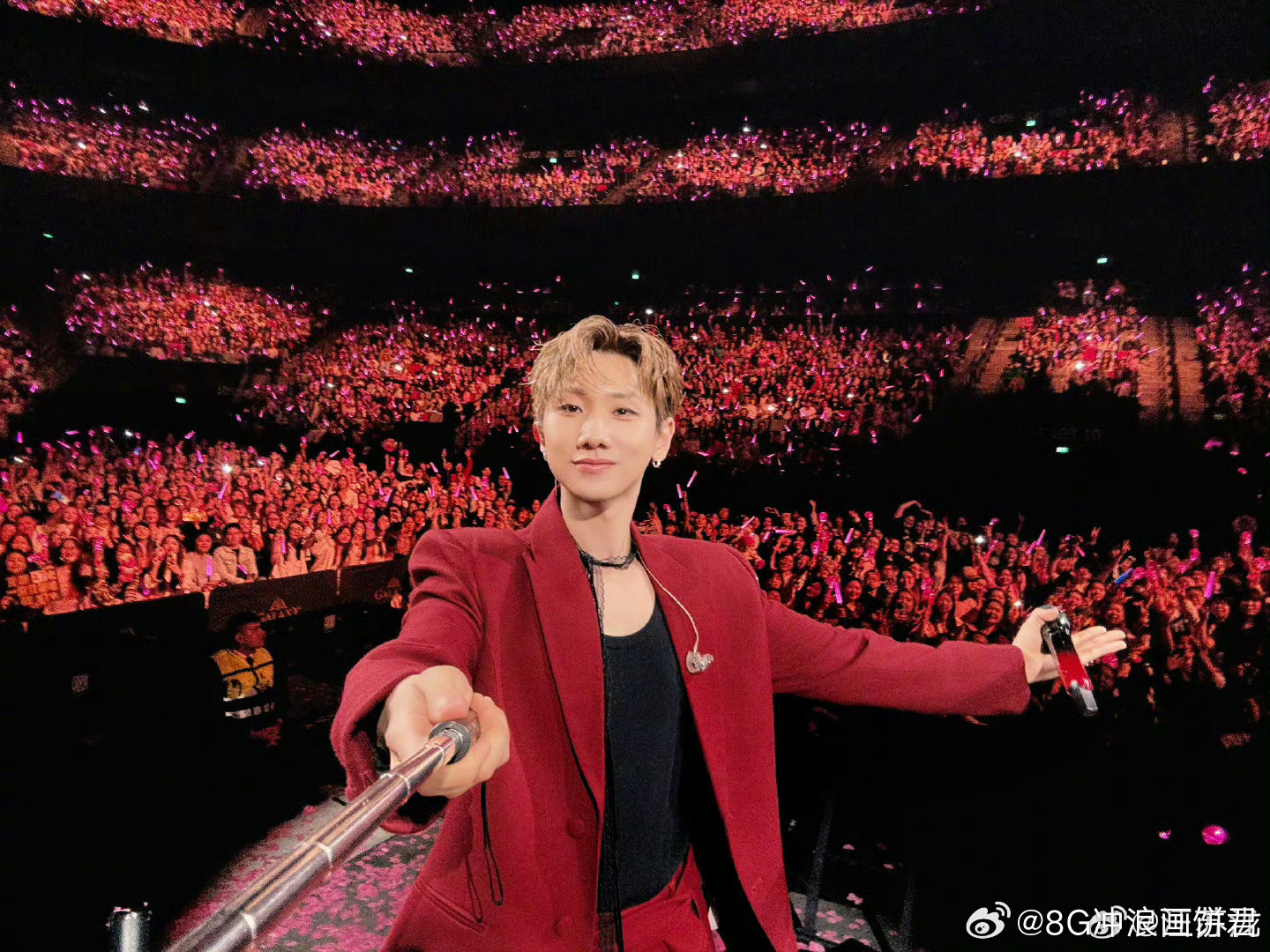 谁能拒绝汪苏泷冲过来说喜欢你啊救命！汪苏泷真的冲过来说喜欢我！这一刻的幸福感爆棚