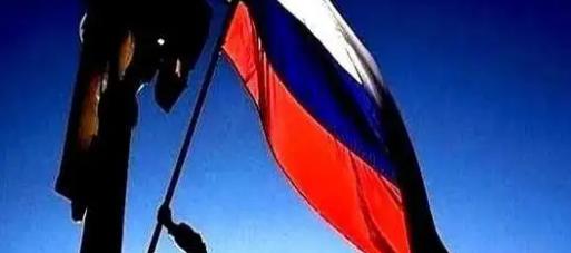 总有人追着问，打了这么久，俄罗斯会不会被活活耗死？我给你一个最扎心的答案：别说耗