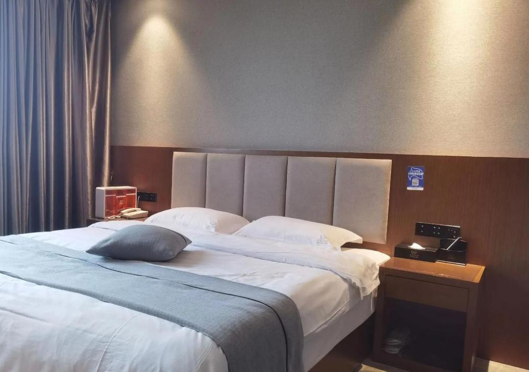 “做好防护也不行！”山西太原，46岁男子明知自身患艾滋病的情况下，多次与一男子进