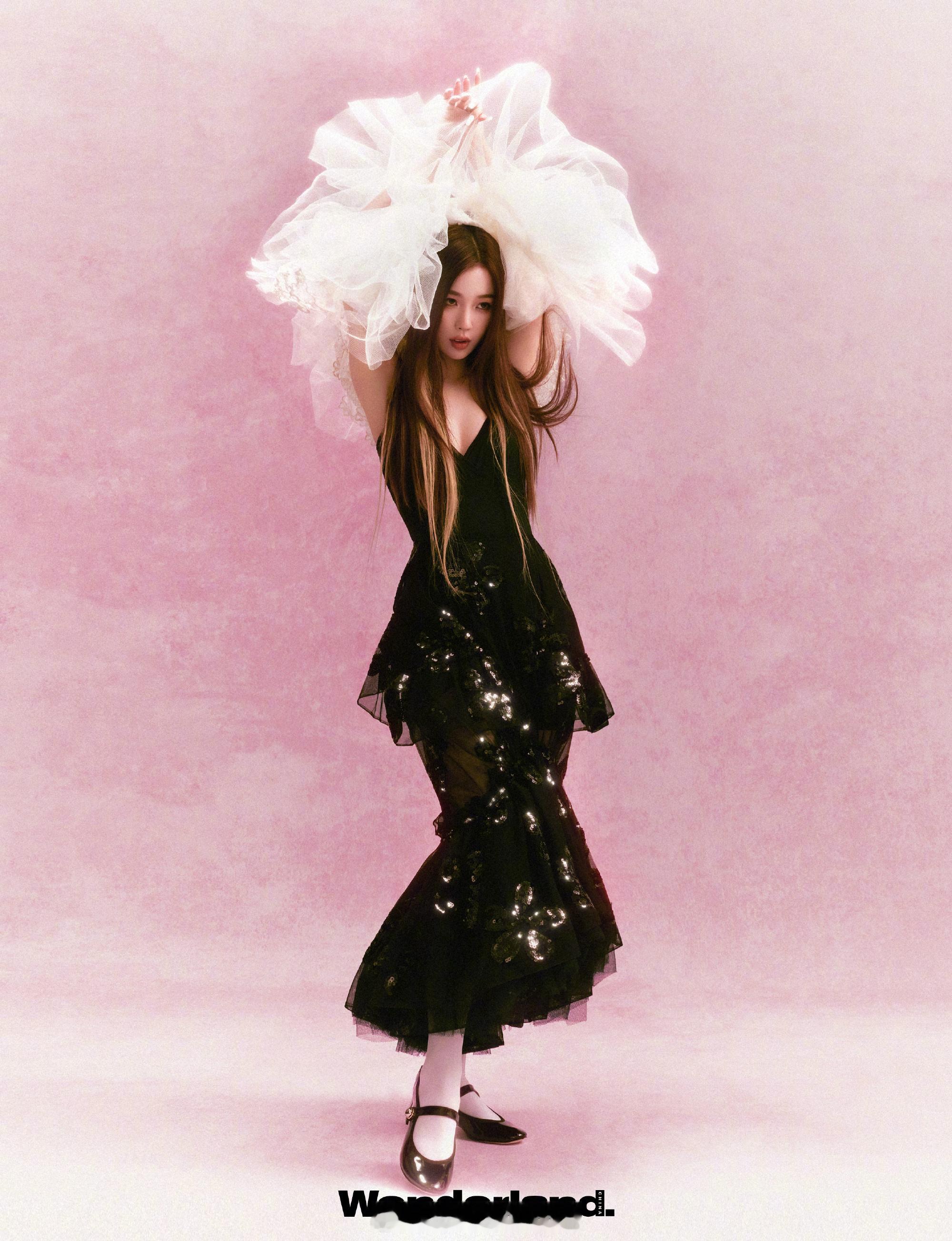 虞书欣白天鹅芭蕾风大片