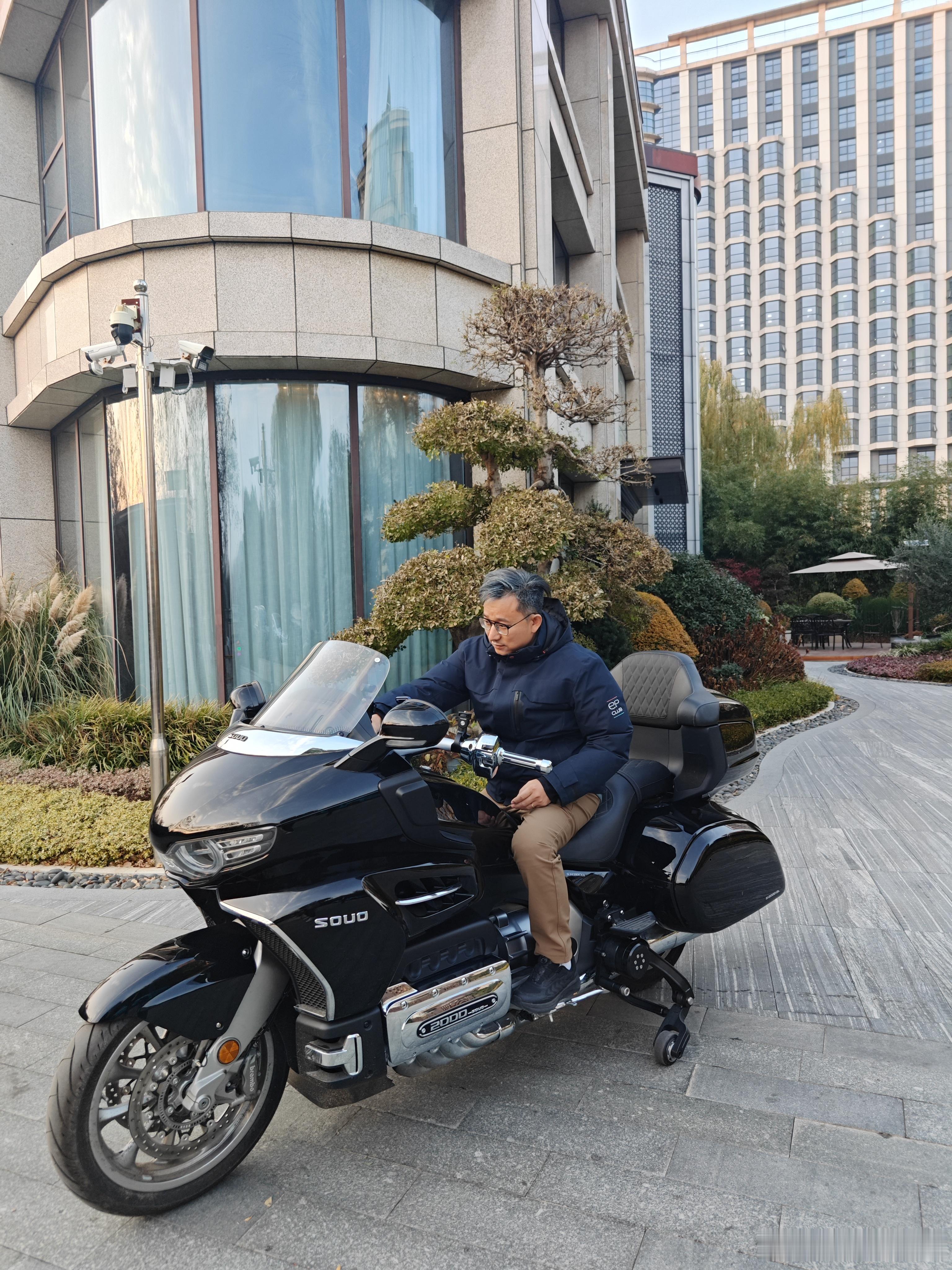 男孩子的大玩具玩具电车老友记机车服