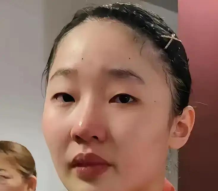 **日本乒协突然掐断张本兄妹的“口粮”，这不是抠门，是一场精心设计的“逼宫”。*