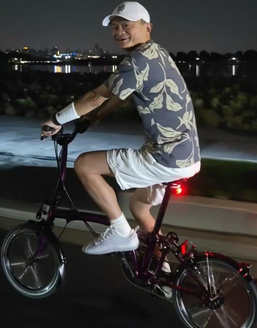 你能在杭州偶遇马云 ，但你绝对不可能在深圳偶遇马化腾，谁懂这句话的黑色幽默
