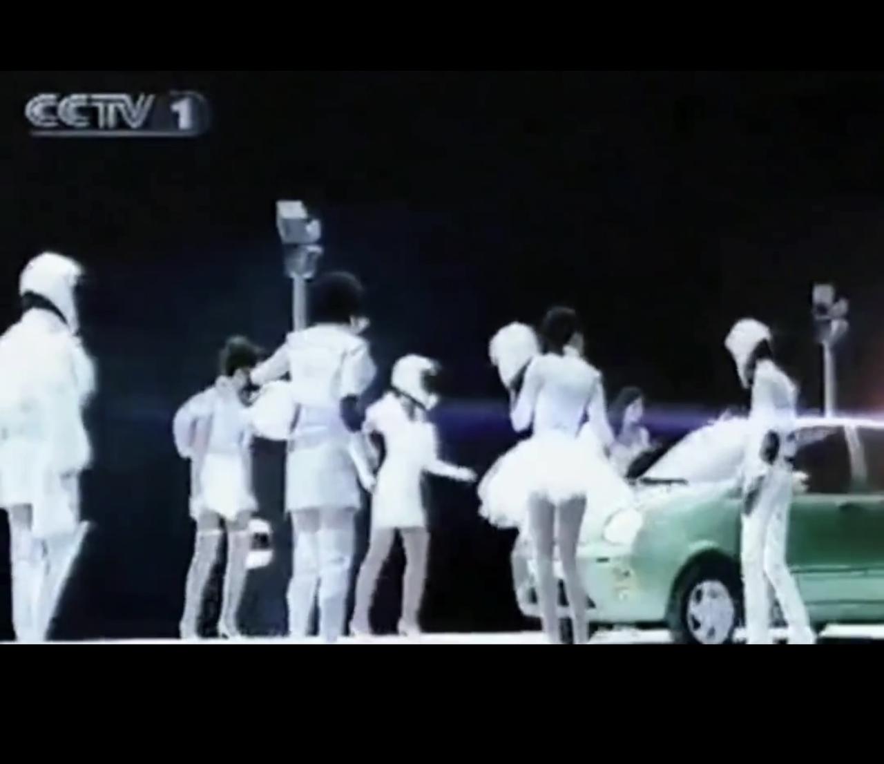 QQ系要复活了。奇瑞叫QQ3，一款纯电4.2米长的小车，明年一季度就要来了。很带