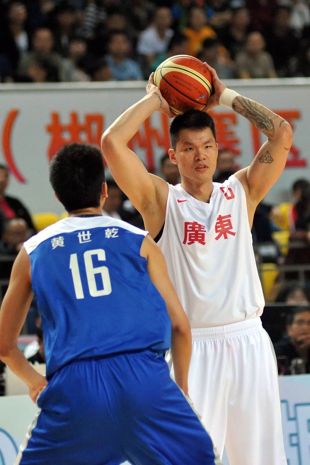 朱芳雨打架_朱芳雨总收入(3)