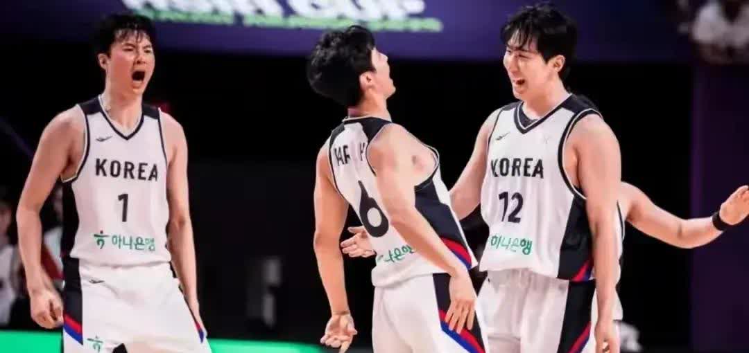 自信心爆棚！韩国男篮主帅安俊浩在接受媒体采访时表示我向你们展示了韩国篮球