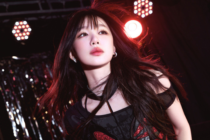 爱豆徐梦洁杀回来了徐梦洁老公姐救命我直接对着这组图反复喊老公！徐梦洁这老公姐的范