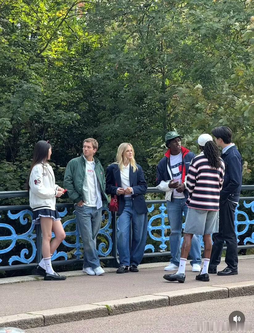 运动员AlbaLarsenins发的张元英