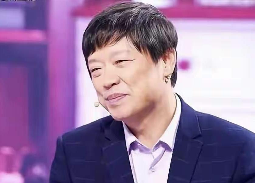 对于老胡的批评，2月13日项立刚反击:法律界有相当一部分人不代表中国的利益，这是