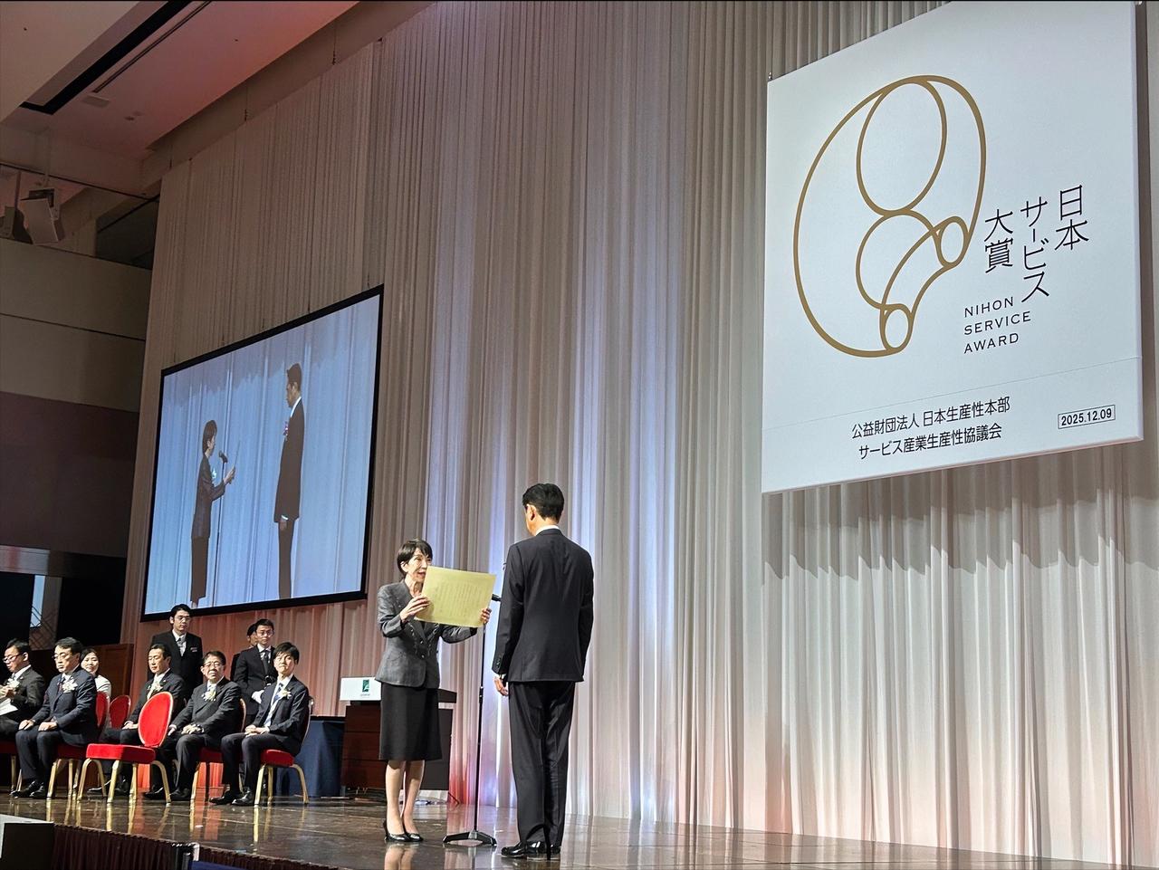 抢领土，日本惹毛韩国当地时间12月9日，日本首相高市早苗在国会答辩时称：不管是