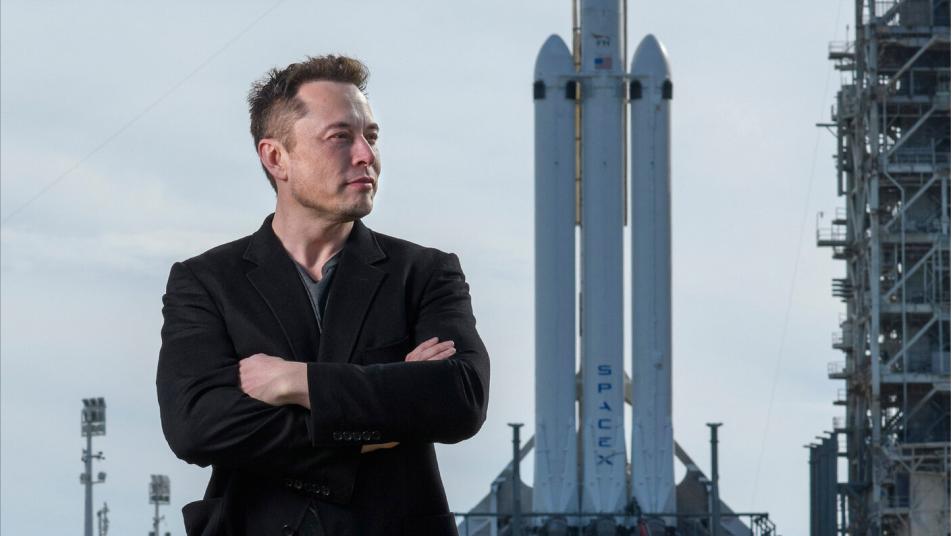 为啥动马斯克很难？马斯克旗下的SpaceX和星链，现在已经成了全球通信的
