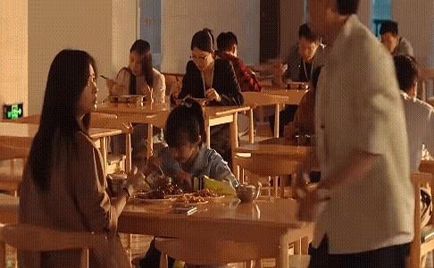 《四喜》33-34集预告：沈家妈妈终于拿出当年写地址的纸条她怕失去女儿，一心