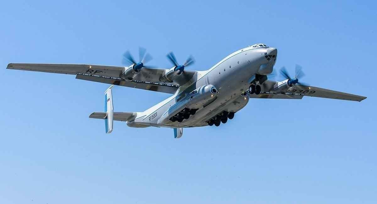 乌克兰的错？苏34刚有弹射，俄空军又有事故，安22运输机坠入水库这几天俄罗斯空