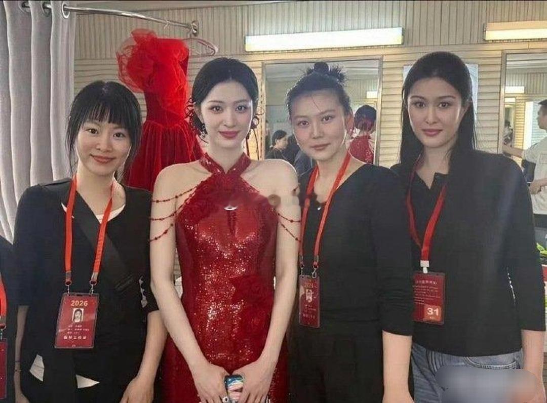 王楚然真好看，和普通人不是一个图层！