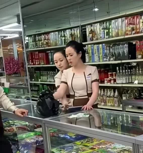为什么朝鲜最喜欢人民币吗？人民币，在朝鲜人们的心目中，那是最让人喜欢的货