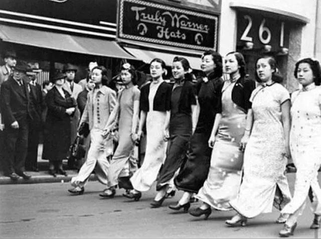 王铎：民国的女人，如此穿戴如何？