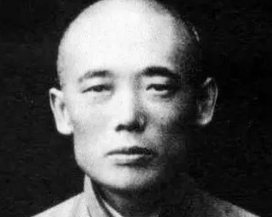 1896年3月，慈禧的心腹，28岁的太监寇连材冒死向她进谏“生死折”，却被绑赴前