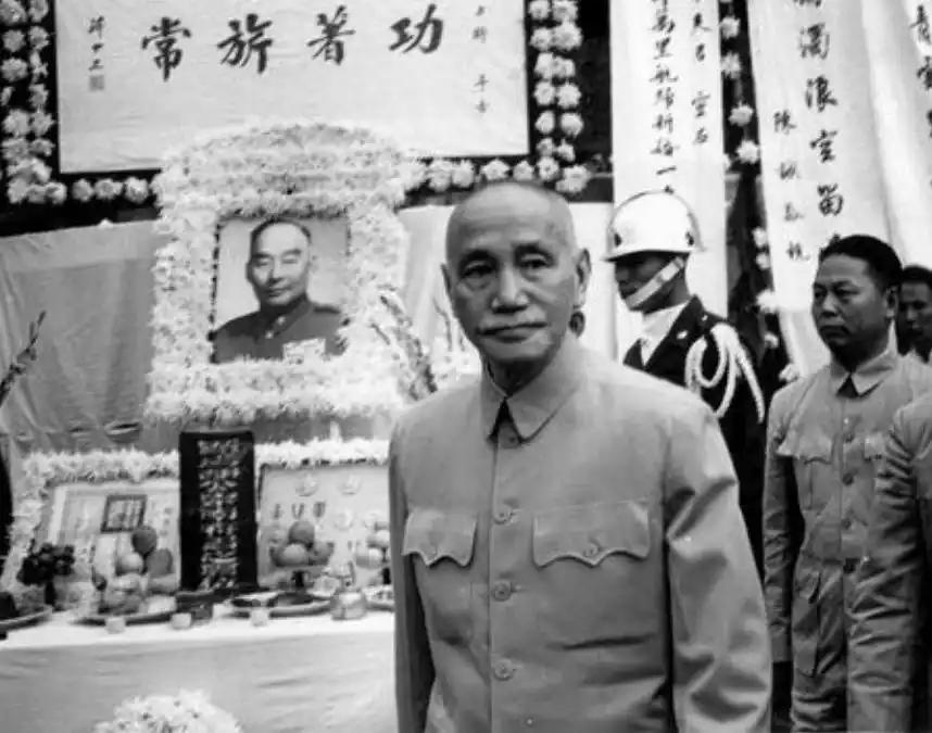 1962年，胡宗南病重，蒋介石探望他，胡宗南泪流满面，说了一句：“这里（台湾）真