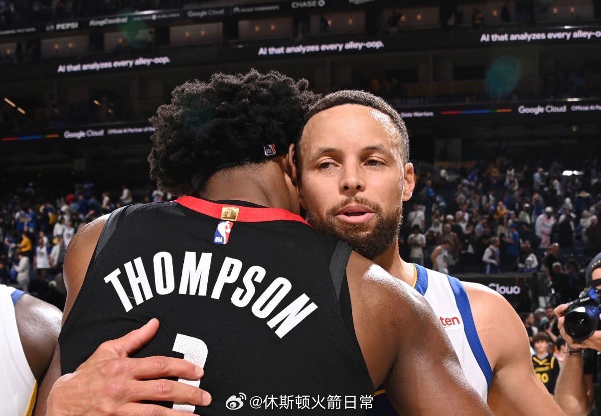 科尔谈到库里复出得到29分：“我认为对于他来说，复出首战没有比阿门·汤普森更难对