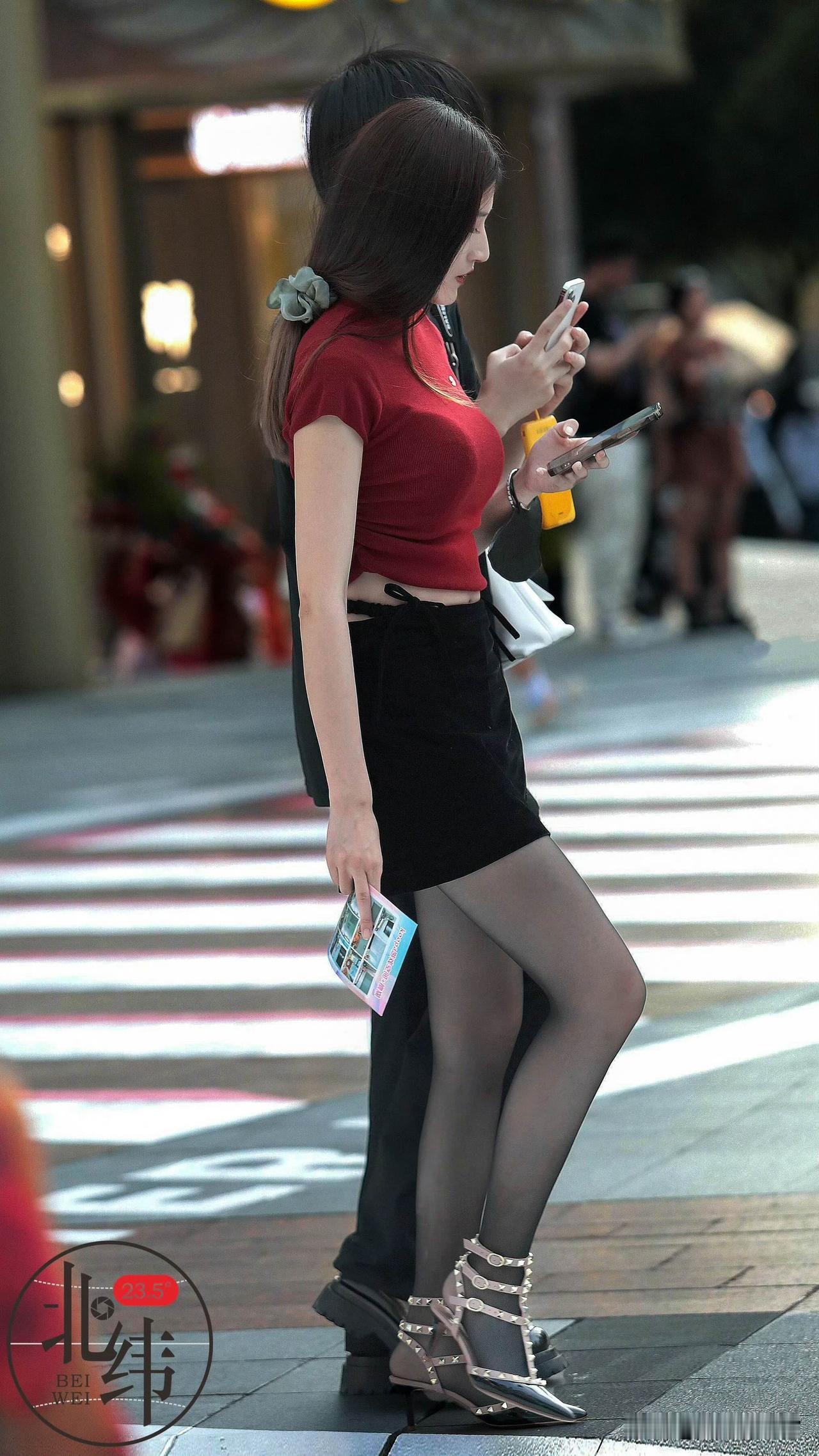 女人怎样穿搭更显高冷御姐气质