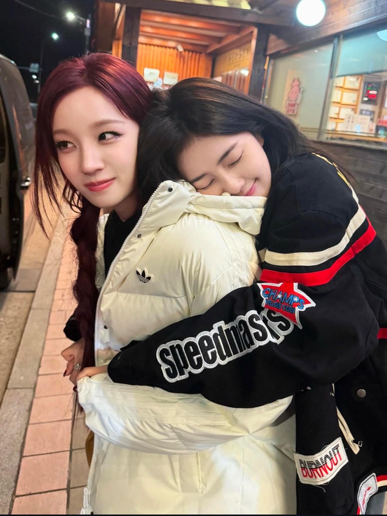 哎哟我们923姐妹的背后抱！好萌哟🥺🥺🫶🏻白鹿宋雨琦背后抱白鹿宋雨琦背