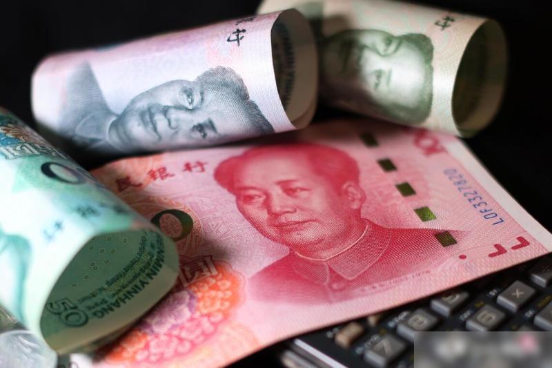 彭博社调查发现，在全球最严格资本管制体系之一的中国，不少有钱人、企业，还是想尽各