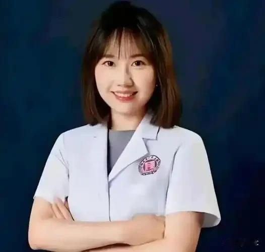 曾医生这一走，算是把老东家的脸打肿了。上周刚办完手续，转头就带着核心团队去了