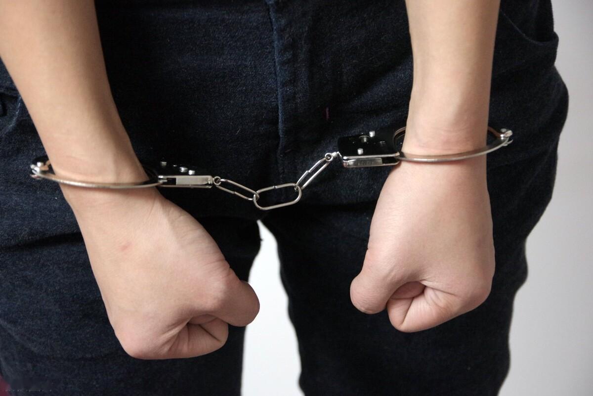 女方没挣扎没喊叫还主动配合，同村男子为什么还是被判了强奸：2012年许昌这案子讲透了2011年河南许