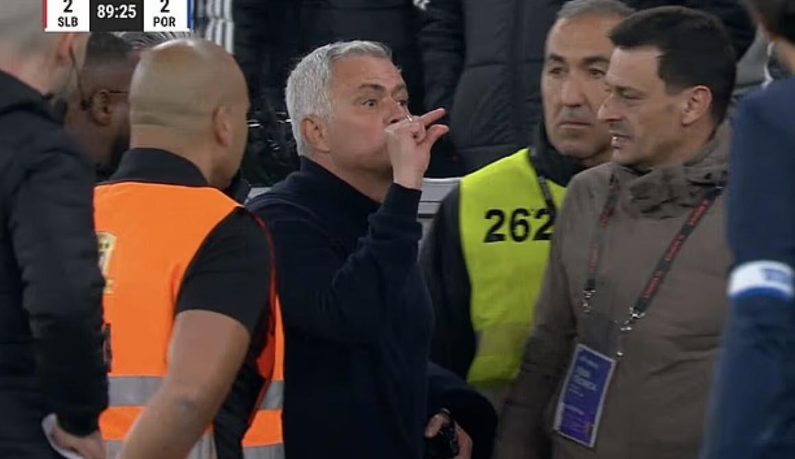 不尊重穆帅的下场！穆帅前东家热刺比曼联都惨！一不小心就降级！英超本赛季联赛还剩