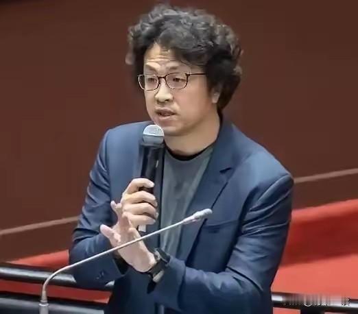 沈伯洋是真的怕了！看来，大陆的“精准外科手术”真的动了他的奶酪，疼了，自然就叫