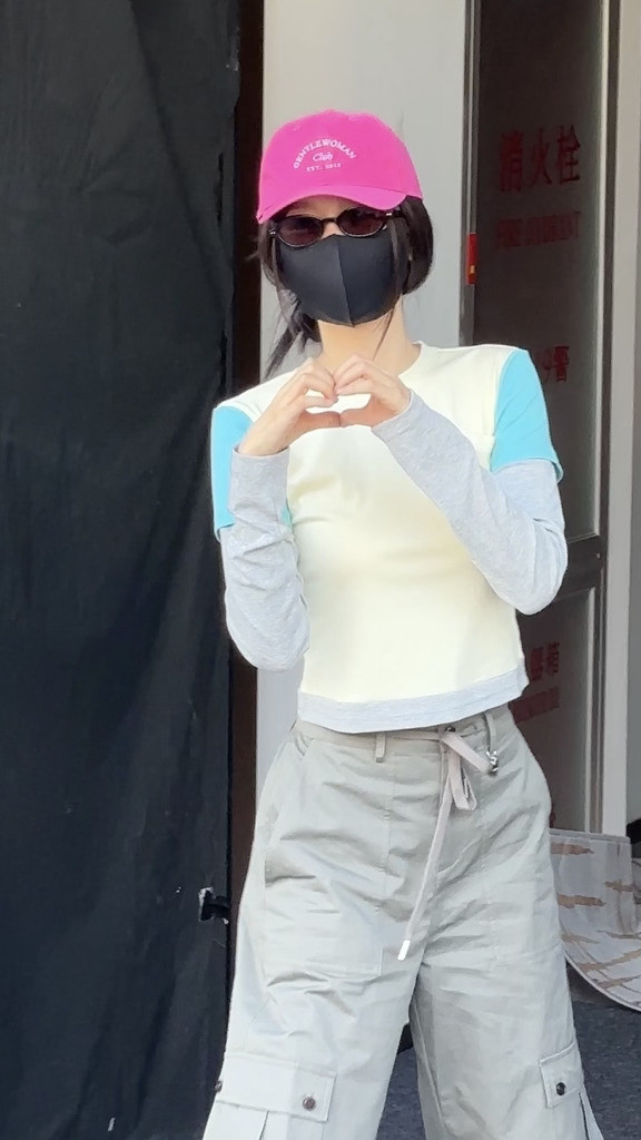 刚来就被饭撒一波幸福