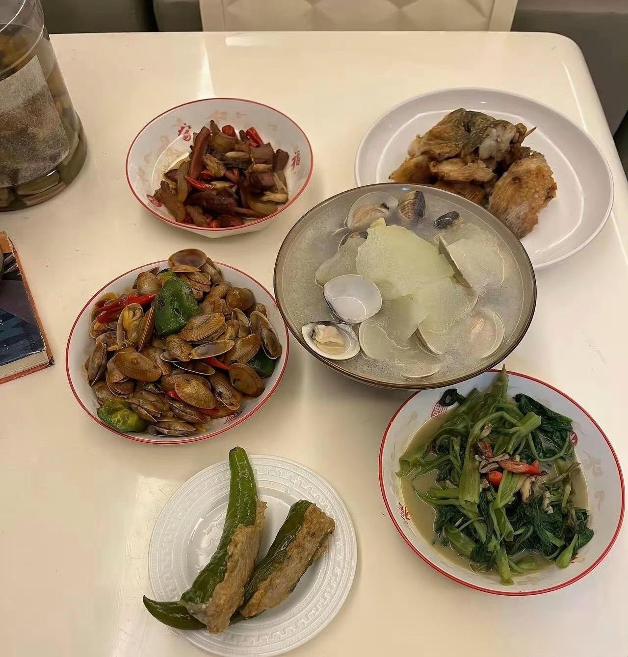 朋友来家里吃饭，做了六个菜居然还被说寒酸。。