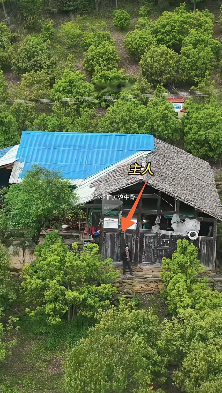 如此环境看见国家电网不得不给他们点个赞太牛了不过想一想每天看景心情应该也不错